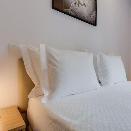 Yollaapartment ลากอส ภายนอก รูปภาพ