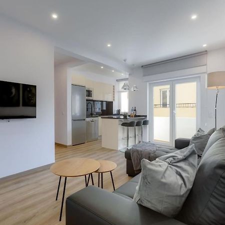 Yollaapartment ลากอส ภายนอก รูปภาพ