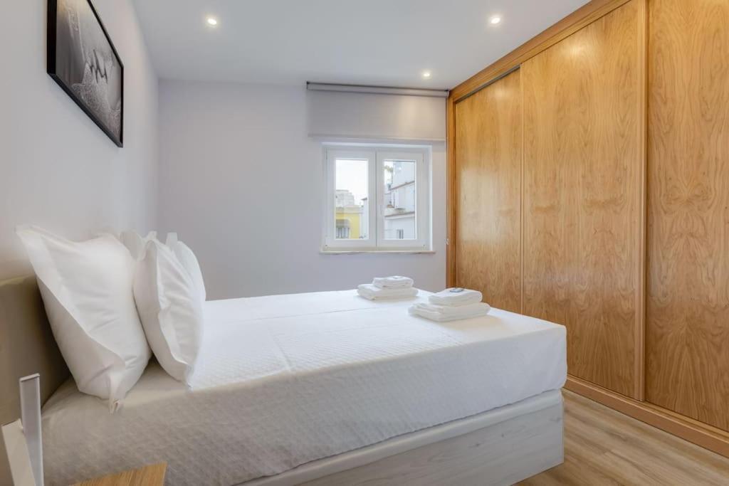 Yollaapartment ลากอส ภายนอก รูปภาพ