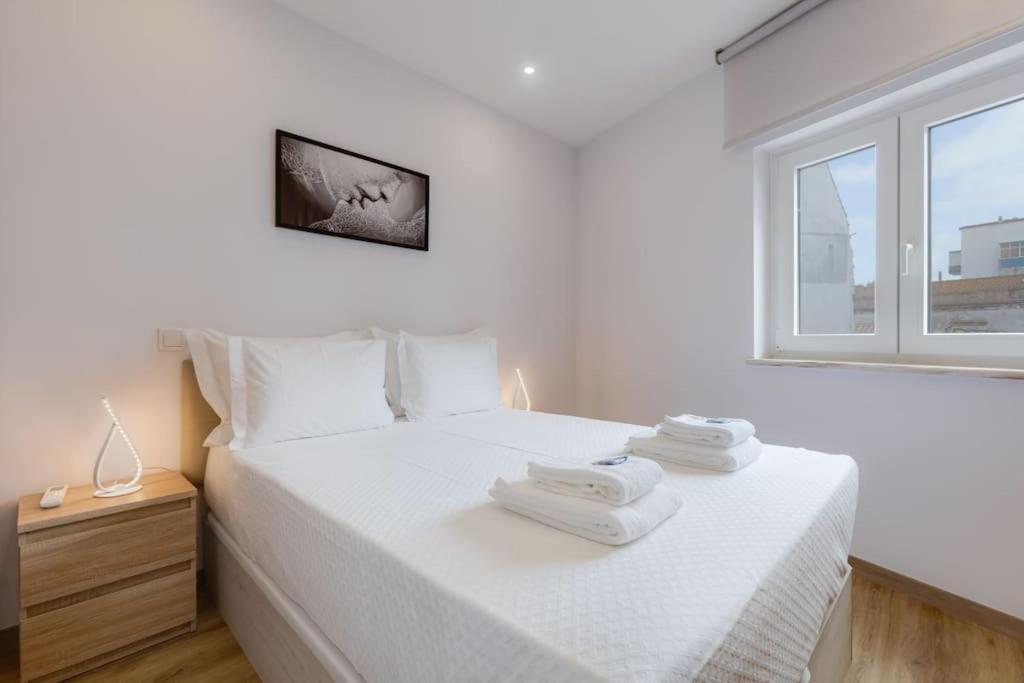 Yollaapartment ลากอส ภายนอก รูปภาพ