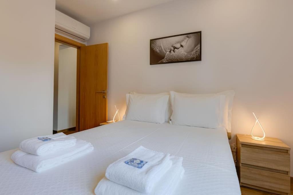 Yollaapartment ลากอส ภายนอก รูปภาพ