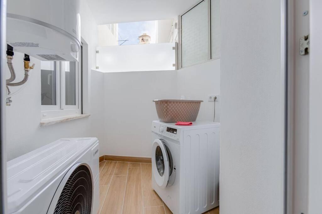Yollaapartment ลากอส ภายนอก รูปภาพ